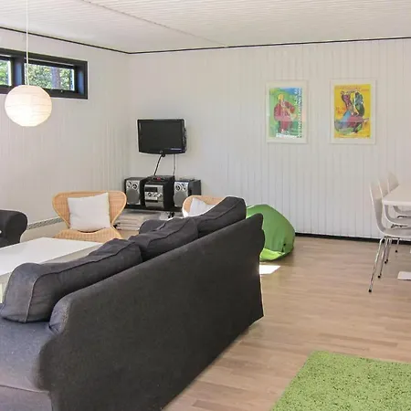 Amazing In Aakirkeby With Kitchen * Vester Somarken