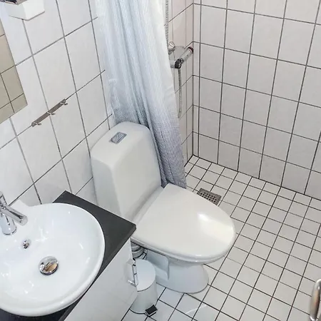 בית נופש Amazing In Aakirkeby With Kitchen *